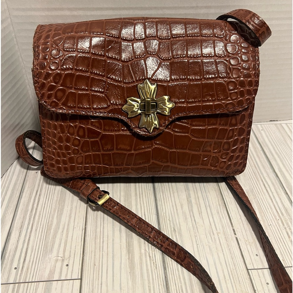 Patricia Nash Leather Croc- Embossed Crossbody
